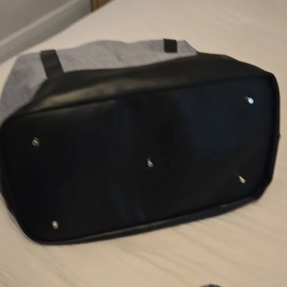 Gray and Black Men's Bag